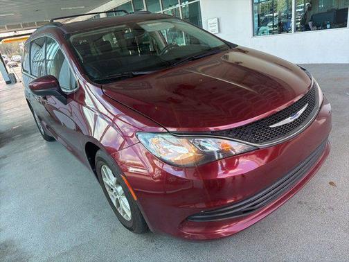 2020 Chrysler Voyager LXI