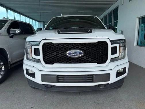 Oxford White 2018 Ford F-150 XLT