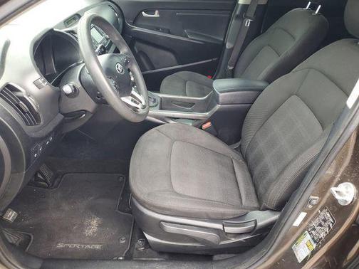 Sand Track 2013 Kia Sportage LX