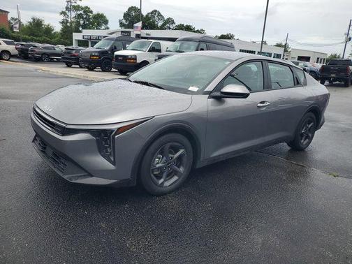 Steel Gray 2025 Kia K4 LXS