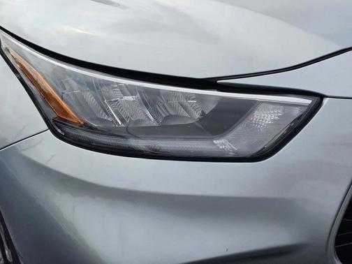 Celestial Silver Metallic 2020 Toyota Highlander XLE