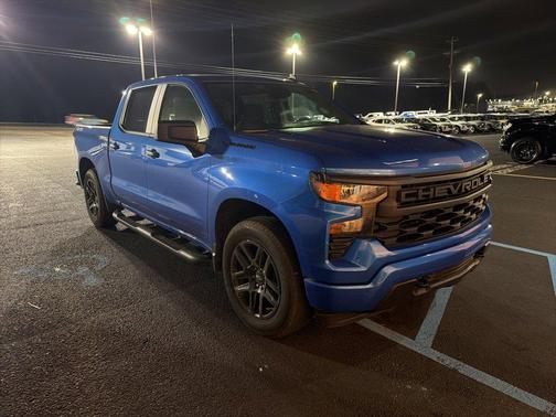 2025 Chevrolet Silverado 1500 Custom