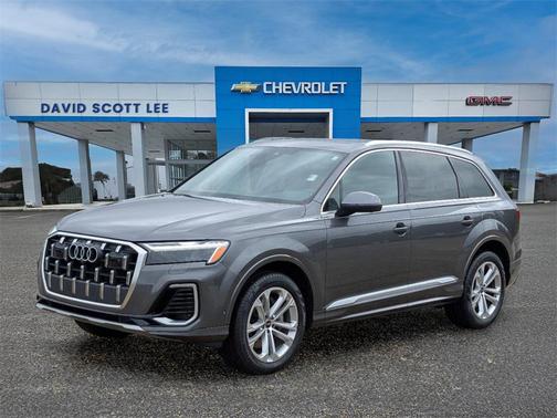 2025 Audi Q7 55 Premium Plus