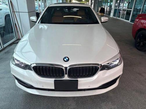 White 2018 BMW 530e iPerformance