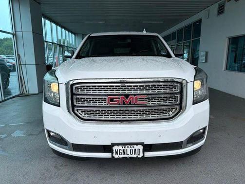White 2019 GMC Yukon XL SLT