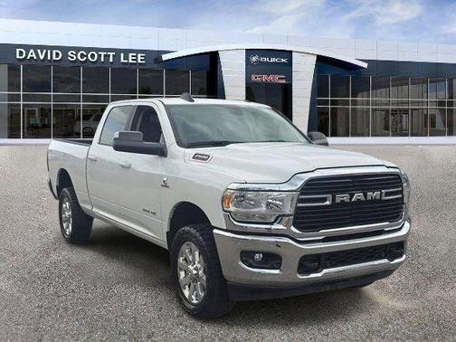 Bright White Clearcoat 2020 RAM 2500 Big Horn Crew Cab 4x4 6'4' Box