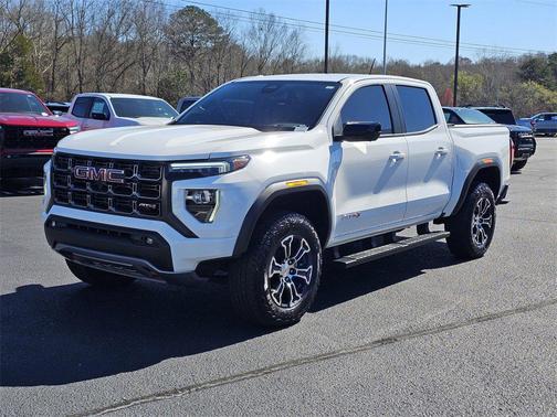 2024 GMC Canyon AT4