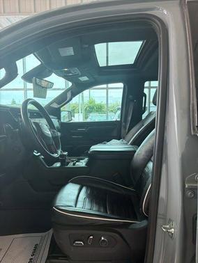 2025 GMC Sierra 1500 AT4X