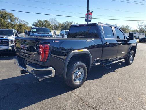 2023 GMC Sierra 2500 Pro