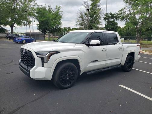 Ice Cap 2024 Toyota Tundra SR5