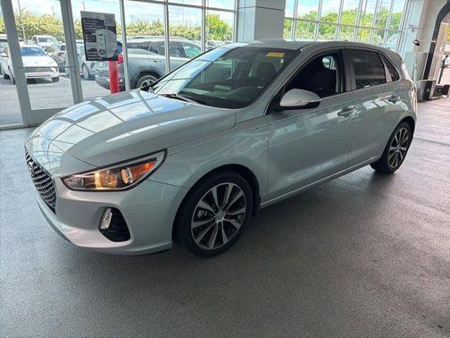 Symphony Air Silver 2018 Hyundai Elantra GT Base