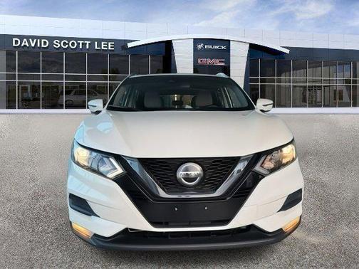 2020 Nissan Rogue Sport SV