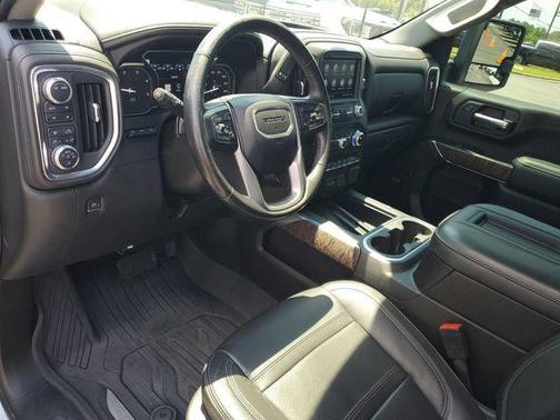Quicksilver Metallic 2022 GMC Sierra 2500 Denali