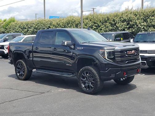 Onyx Black 2024 GMC Sierra 1500 AT4