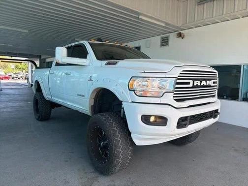 Bright White Clearcoat 2019 RAM 2500 Big Horn Crew Cab 4x4 6'4' Box