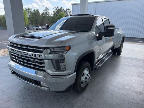 Silver Ice Metallic 2022 Chevrolet Silverado 3500 LTZ