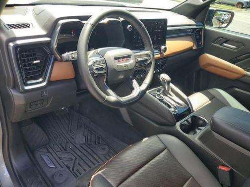Sterling Metallic 2023 GMC Canyon AT4