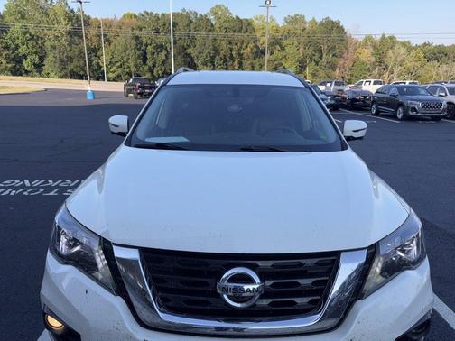 2020 Nissan Pathfinder SL 2WD