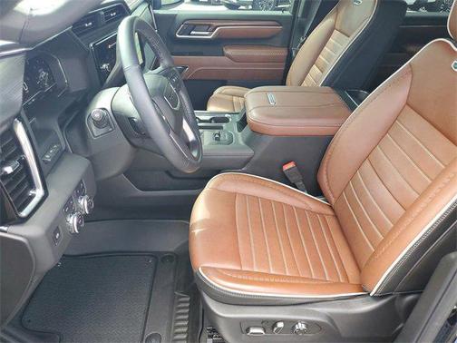 2025 GMC Sierra 3500 Denali