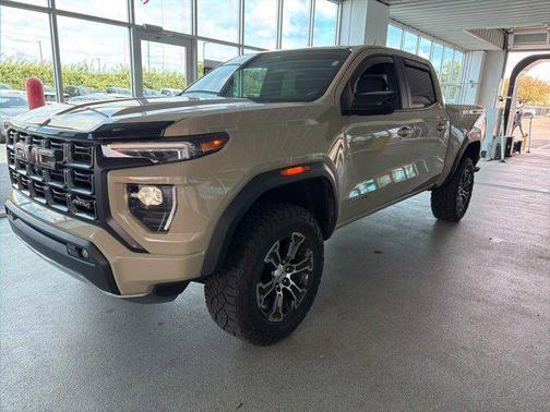 2024 GMC Canyon AT4
