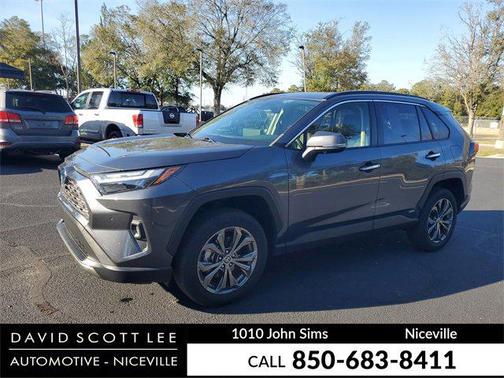 2024 Toyota RAV4 Hybrid SE