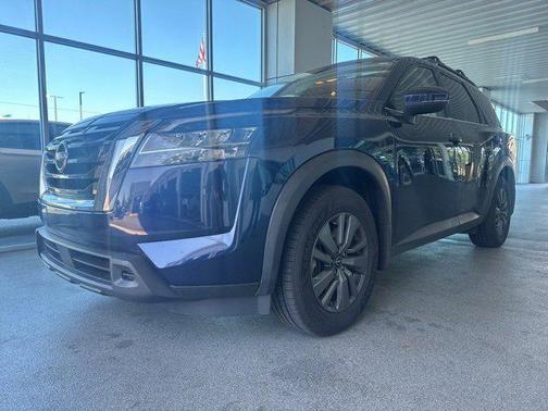 2022 Nissan Pathfinder SV 2WD