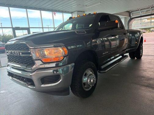 Granite Crystal Metallic Clearcoat 2021 RAM 3500 Tradesman Crew Cab 4x4 8' Box