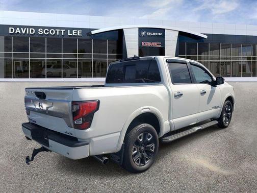 2022 Nissan Titan Platinum Reserve