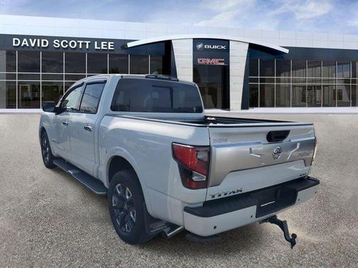 2022 Nissan Titan Platinum Reserve