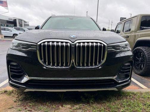 Blue 2020 BMW X7 xDrive40i