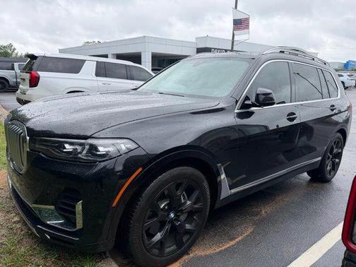 Blue 2020 BMW X7 xDrive40i