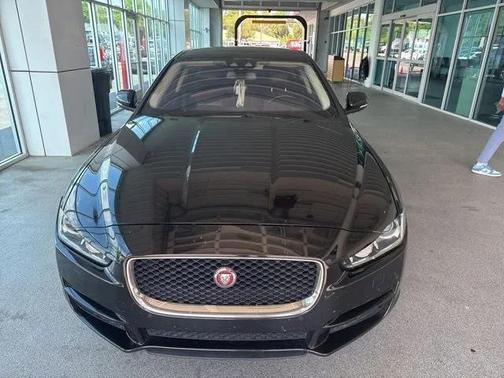 2018 Jaguar XE 25t Prestige