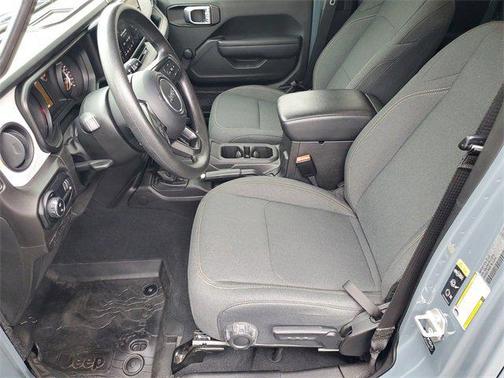 2024 Jeep Gladiator Sport