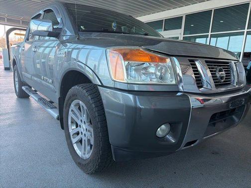 2013 Nissan Titan SL