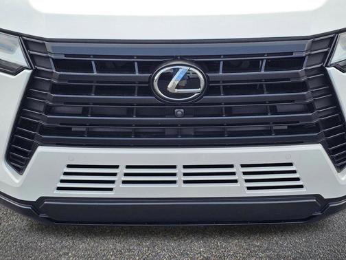 Eminent White Pearl 2024 Lexus GX 550 Premium+