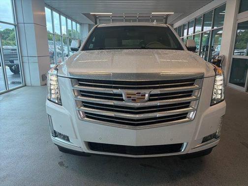 Crystal White Tricoat 2019 Cadillac Escalade ESV Platinum