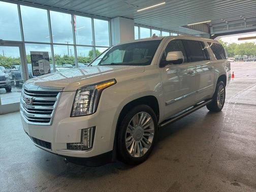 Crystal White Tricoat 2019 Cadillac Escalade ESV Platinum