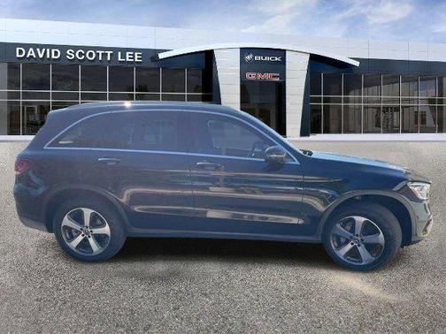 Black 2022 Mercedes-Benz GLC 300 Base