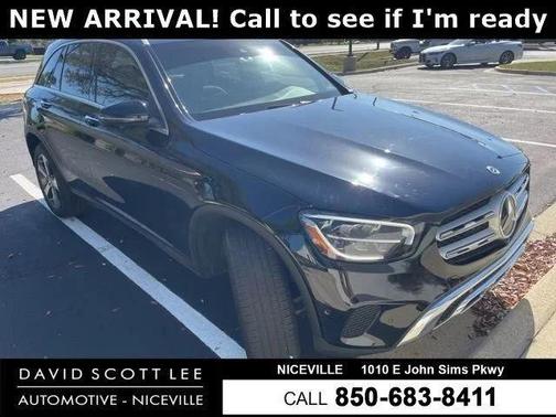 Black 2022 Mercedes-Benz GLC 300 Base