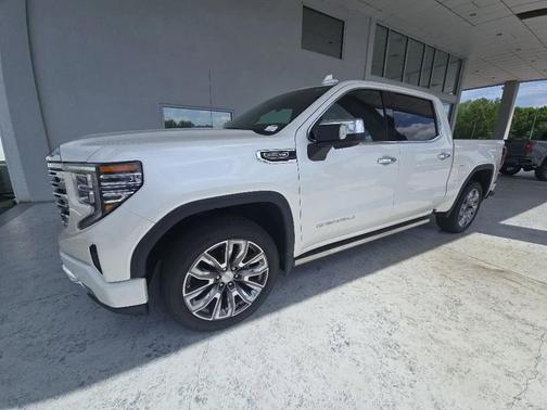 White Frost Tricoat 2022 GMC Sierra 1500 Denali