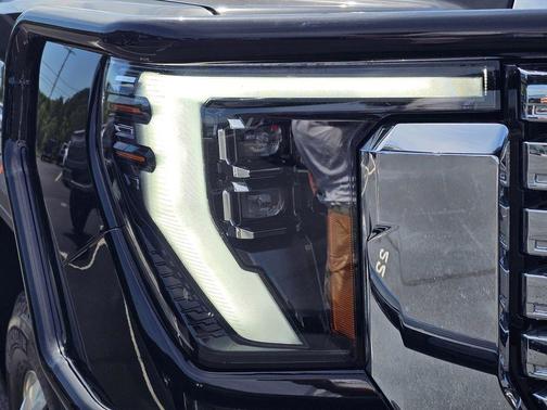 Onyx Black 2024 GMC Sierra 3500 Denali