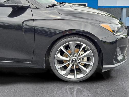 2020 Hyundai Veloster 2
