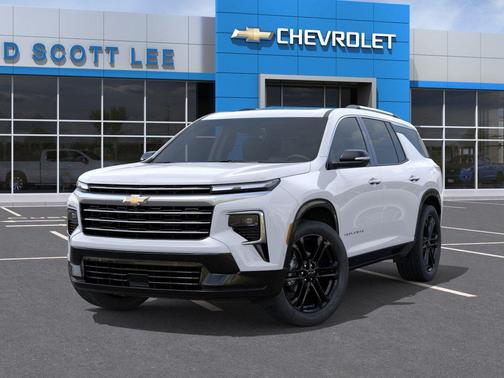 Polar White Tricoat 2026 Chevrolet Traverse High Country