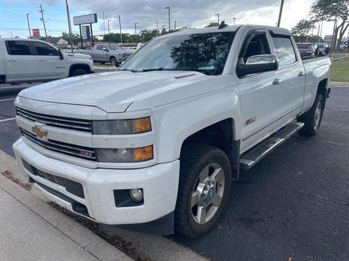 Summit White 2016 Chevrolet Silverado 2500 LTZ