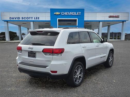 2021 Jeep Grand Cherokee Laredo