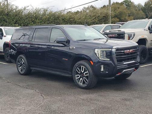 2023 GMC Yukon XL 4WD AT4