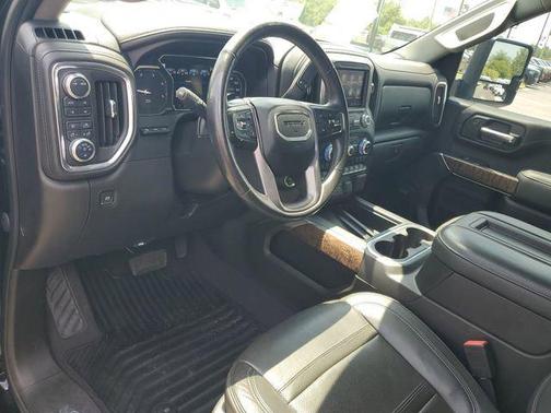 Black 2021 GMC Sierra 2500 Denali