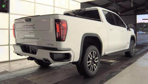 Summit White 2023 GMC Sierra 1500 AT4