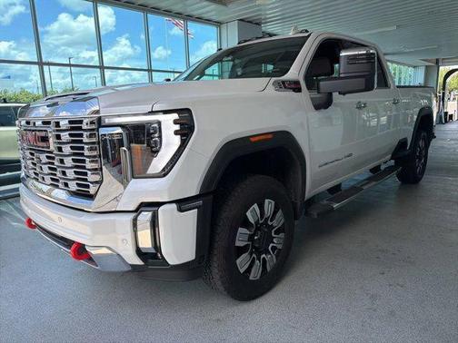 White Frost Tricoat 2024 GMC Sierra 2500 Denali