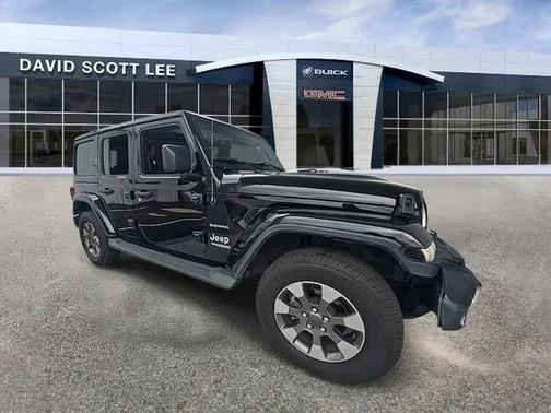 Black Clearcoat 2020 Jeep Wrangler Unlimited Sahara